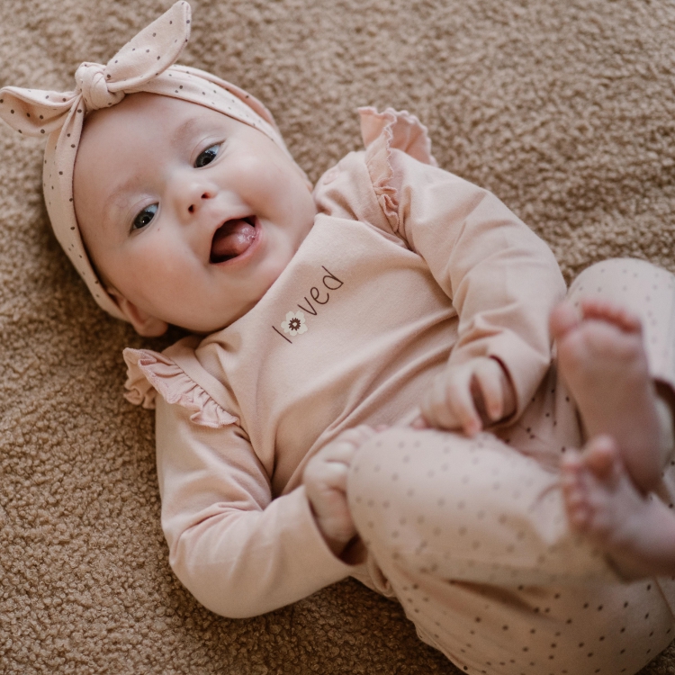Dirkje meisjes baby bio broek haarband zachtroze stippen - Afbeelding 2